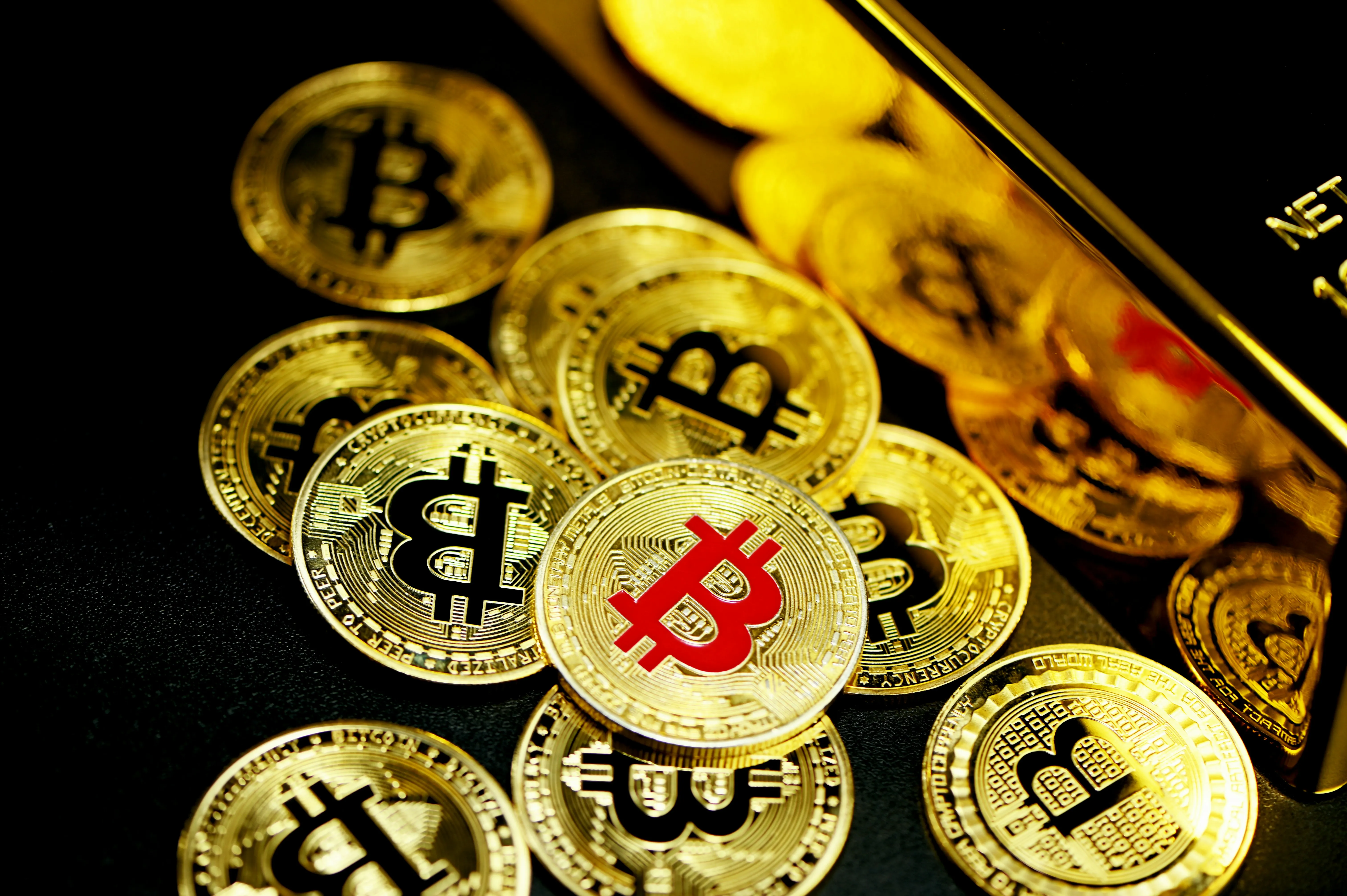 Hình ảnh minh họa các hành vi bị cấm và hậu quả tại Kubet Ku Casino Club